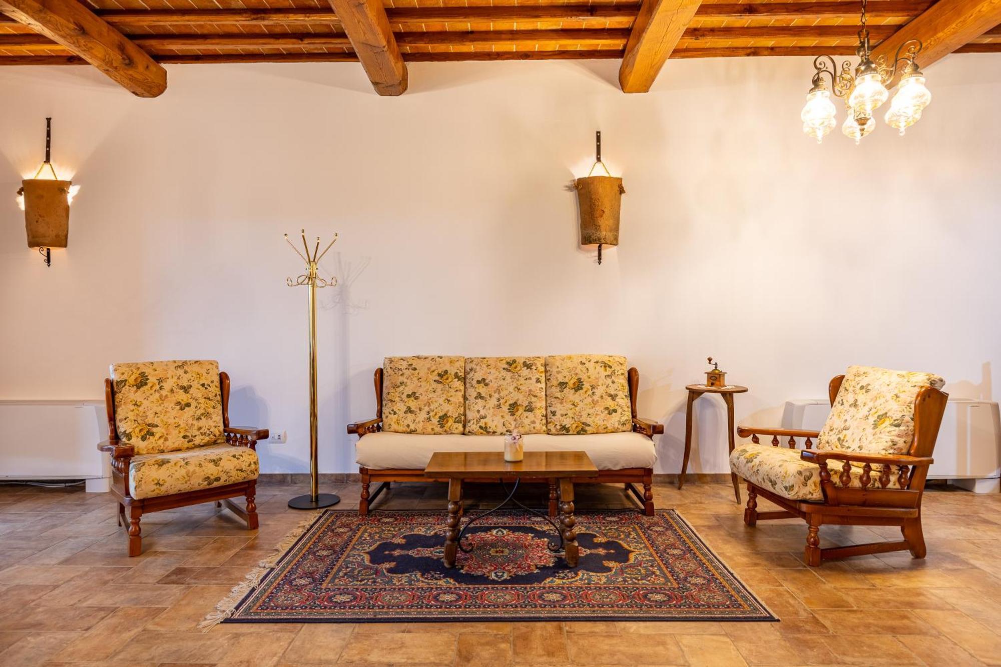 Agriturismo Il Casato Mag-Il Giogo Пиенца Екстериор снимка